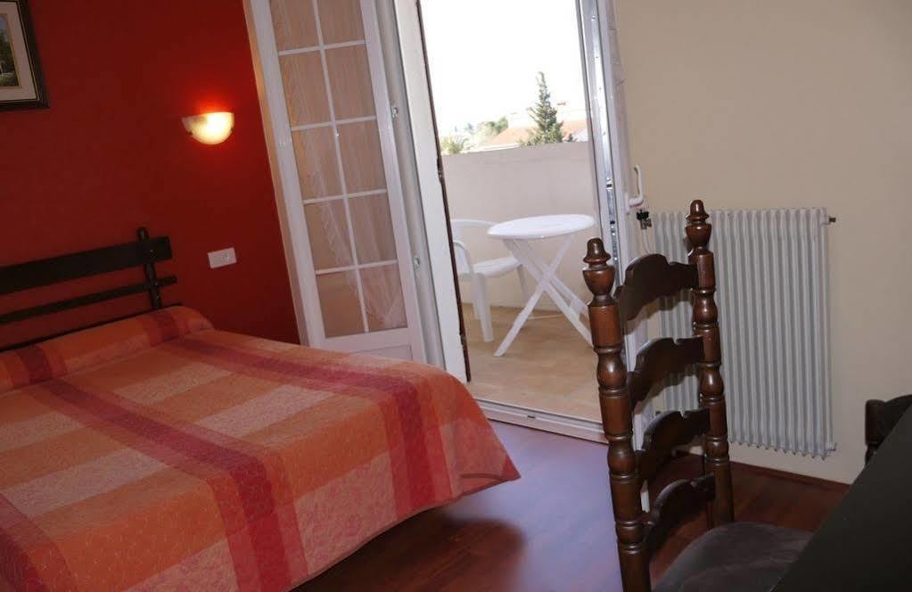 Hotel Le Belvedere سان سيبريان المظهر الخارجي الصورة